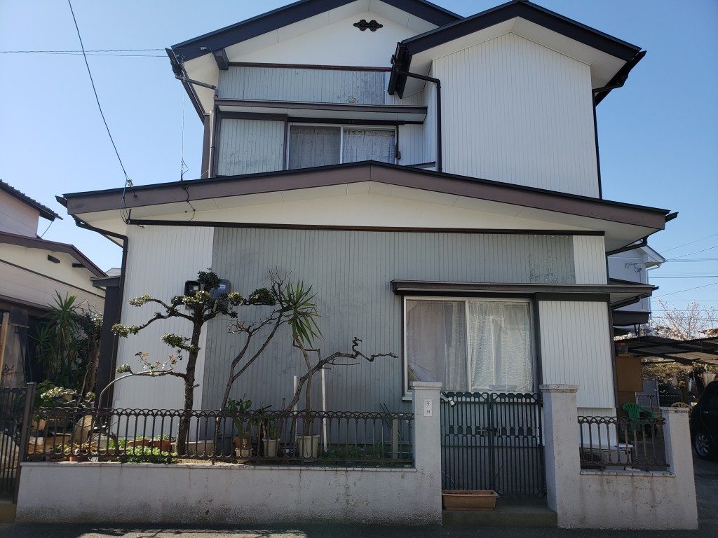 高知市のリフォームH様邸のお家の正面写真です。