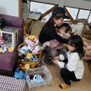 明日、高知西店にてバザールを開催いたします！