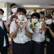 今日のマネっ子